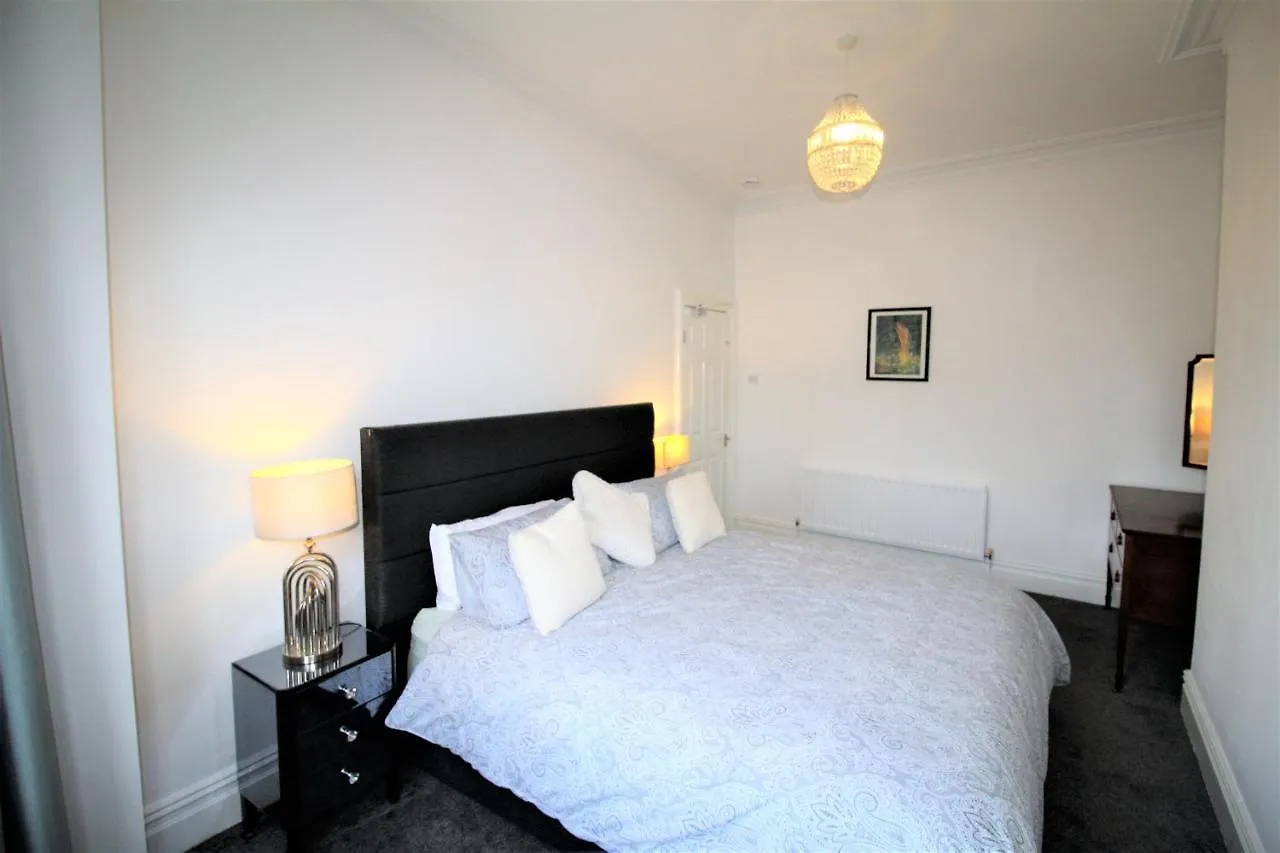 Holiday home Heaton Haven: Spacious Period Property with Modern Comforts Newcastle upon Tyne United Kingdom